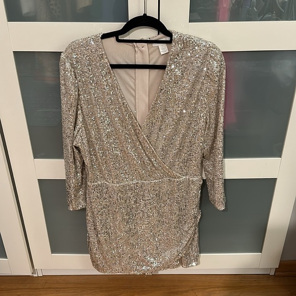 H&M sequined silver long sleeve skort romper - Picture 2 of 11